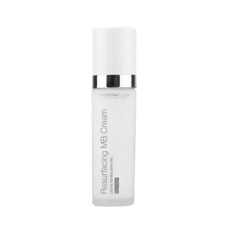 Rotina de cuidados com a pele com o creme de renovação Dermatude